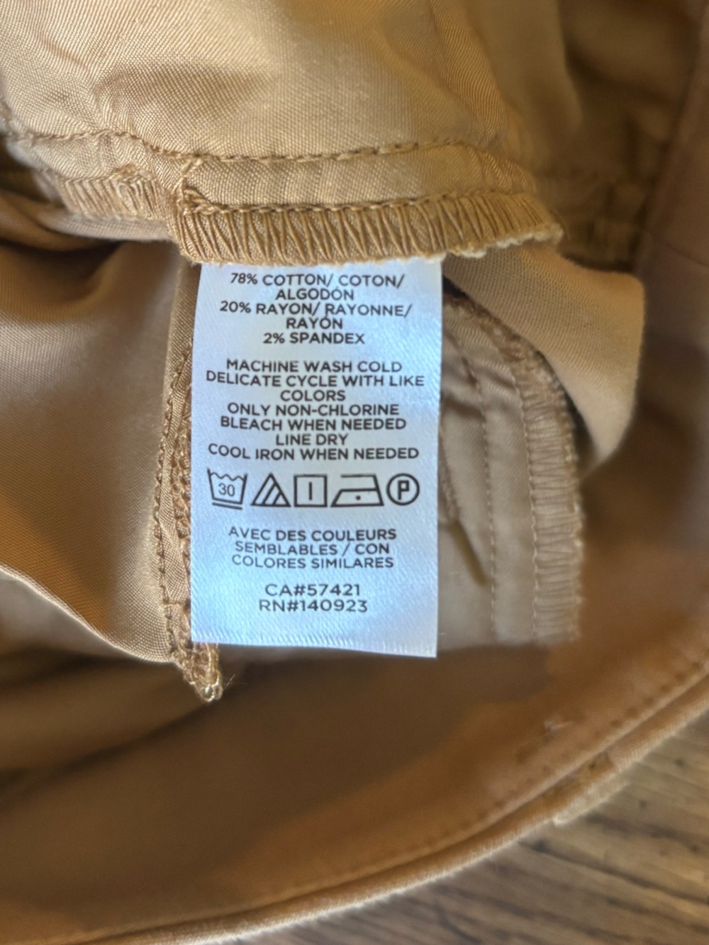 LOFT The Riviera Slim Pants Tan Classic Straight-Leg Size 4P - Picture 8 of 8